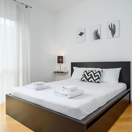 Stylish Condo Garibaldi Sempione 85M2 - Self Check-In Milano Exteriör bild
