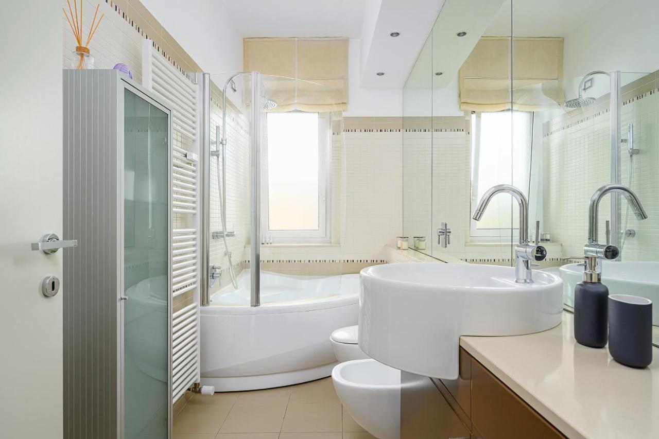 Stylish Condo Garibaldi Sempione 85M2 - Self Check-In Milano Exteriör bild